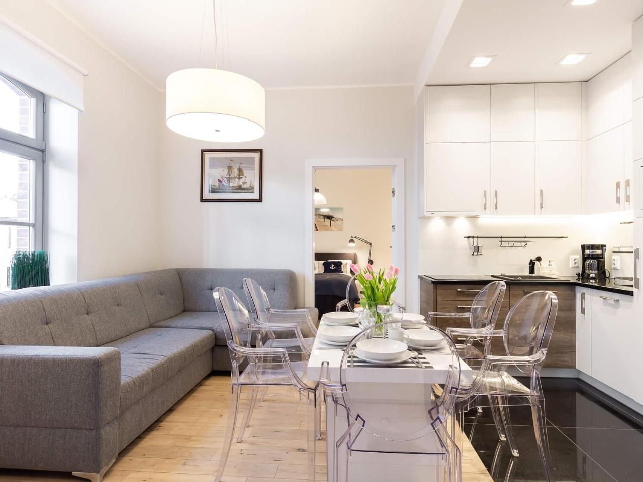 Vacationclub - Rezydencja Kapitanska Apartament 8 كولوبرزيغ المظهر الخارجي الصورة